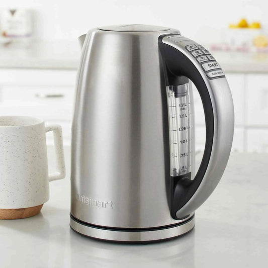 Cuisinart 1.7-Liter cordless electric kettle with 6 preset temperatures and stainless steel design