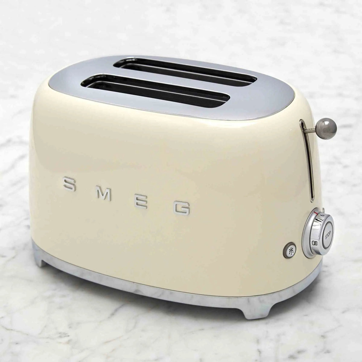 SMEG 2 Slice Toaster with retro 1950s design, extra-wide slots, six browning levels, and chrome knob functions