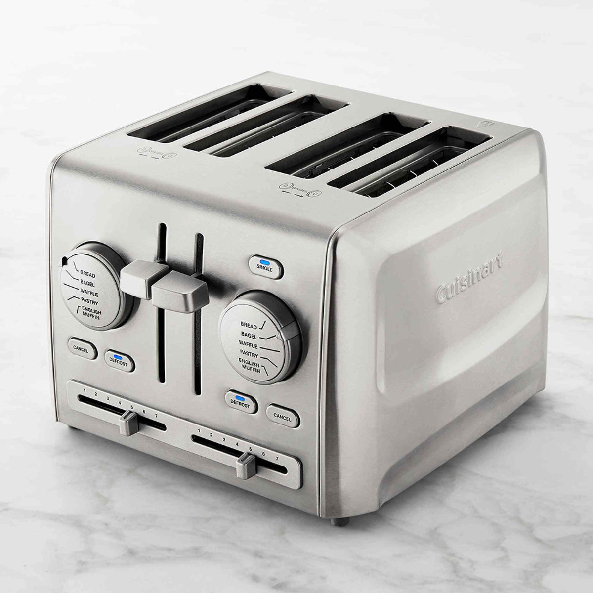 Cuisinart CPT-640P1 stainless steel 4-slice toaster with adjustable browning and multiple preset functions