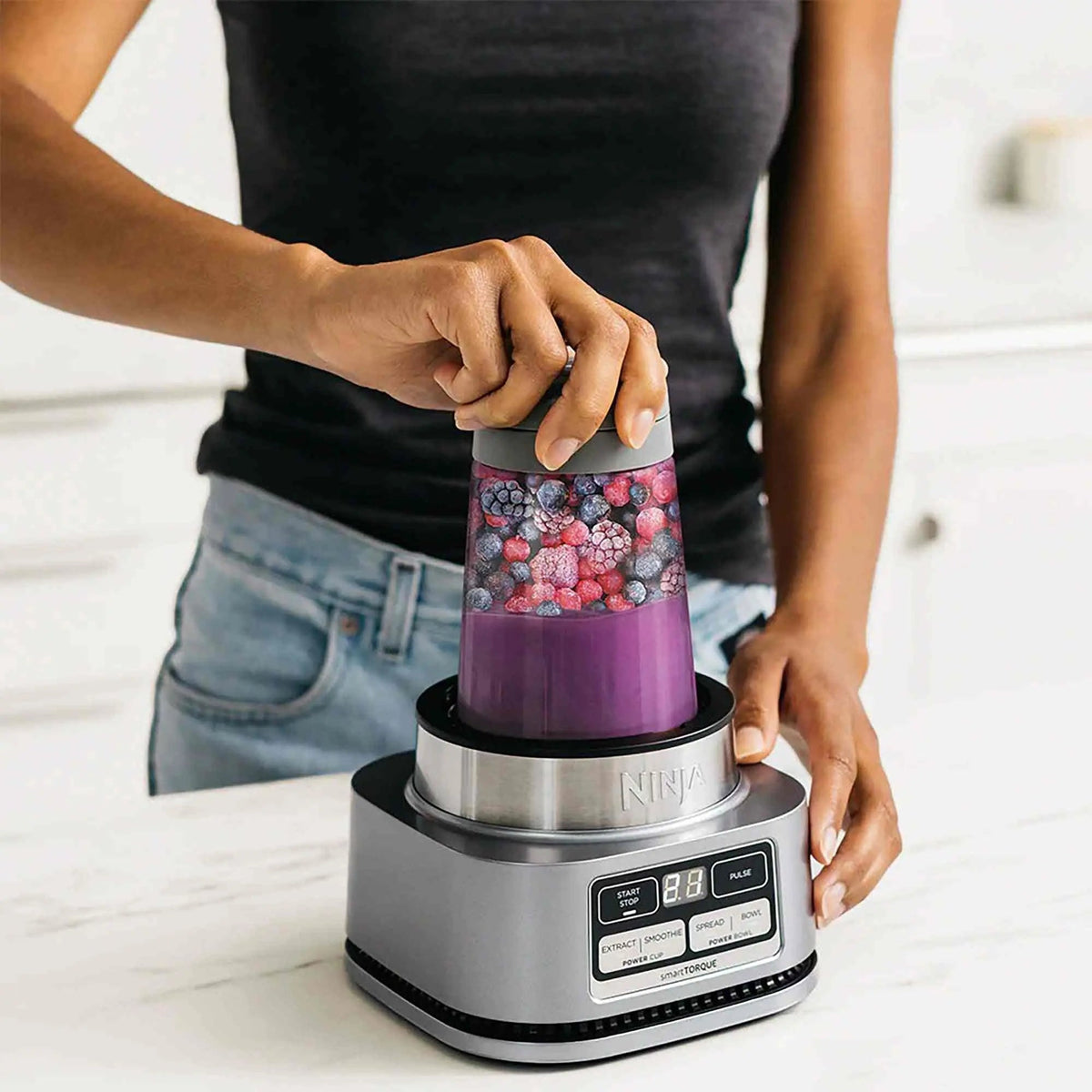 Ninja SS101 Foodi Power Nutri Duo smoothie maker with dual blending cups and smart torque technology