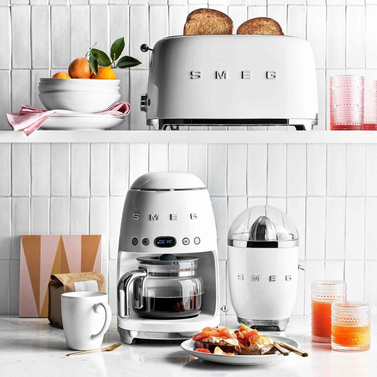 SMEG 2 Slice Toaster with retro design, extra-wide slots, six browning levels, and backlit chrome knob