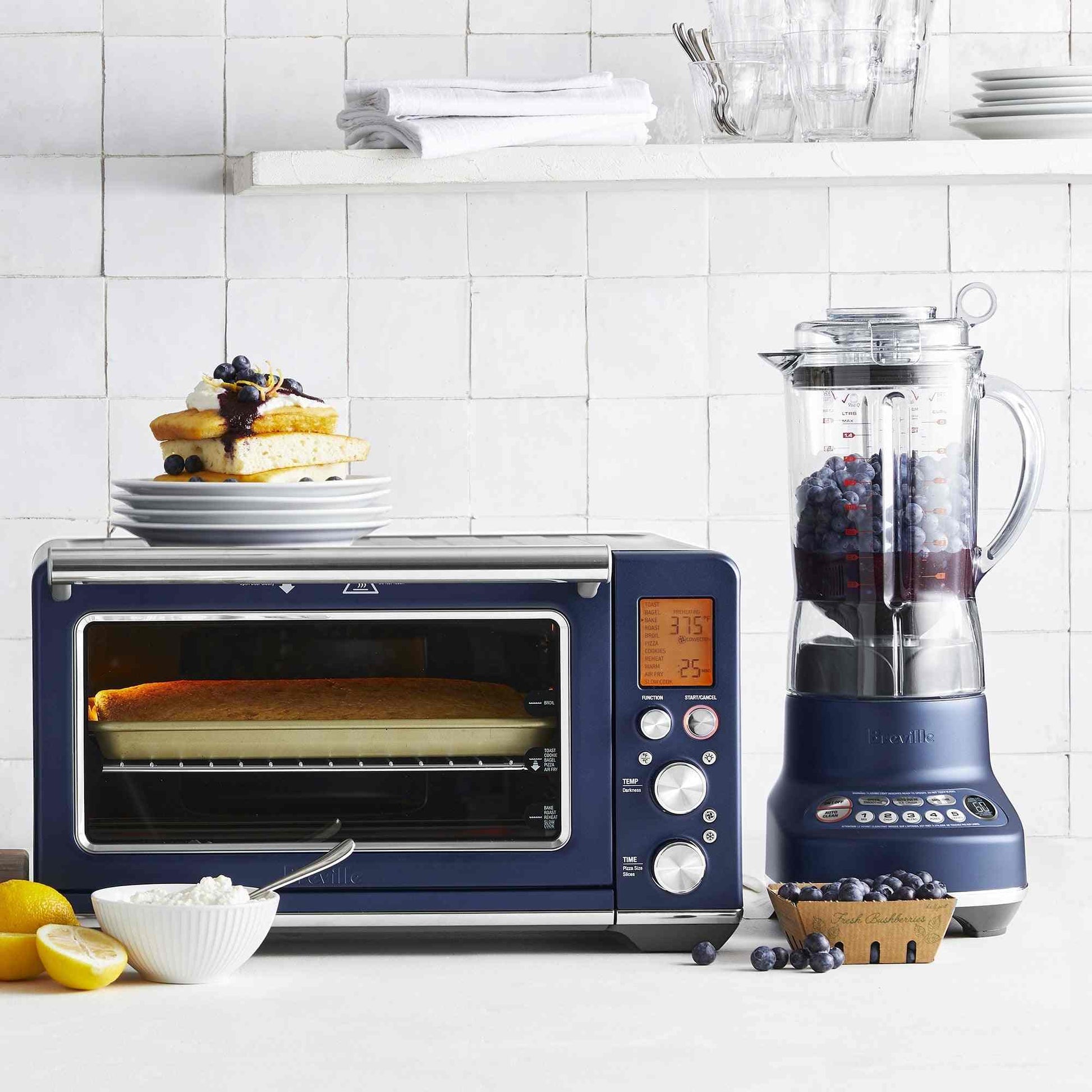 Breville Fresh and Furious Blender BBL620SIL in silver with Kinetix® Bowl and Blade system for smoothies and soups
