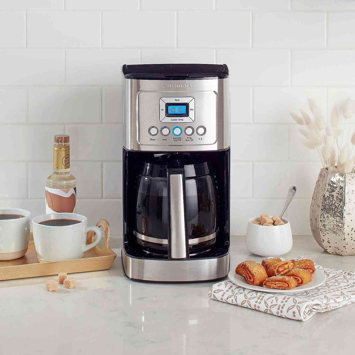 Cuisinart Perfectemp OXO Brew Conical Burr Coffee Grinder with 14-cup glass carafe and brew strength control
